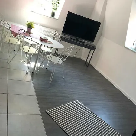 La Dolce Vita Apartment *